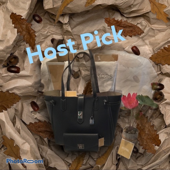 🍀MK Cassie Handbag Set 🍀 - Picture 9 of 14